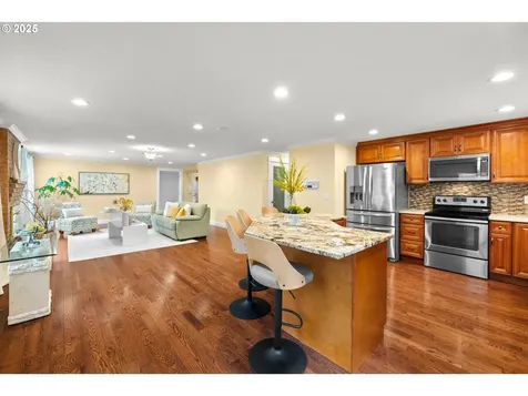 7735 SW Forsythia Place Beaverton OR 97008
