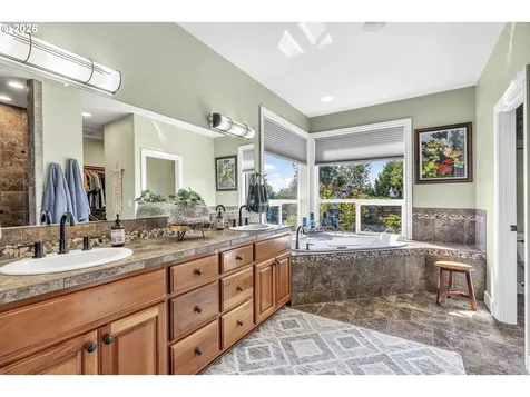 499 Beasley Road Kelso WA 98626