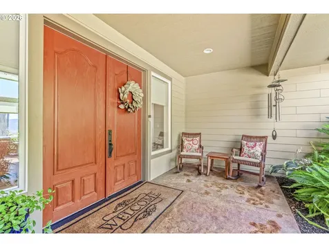 499 Beasley Road Kelso WA 98626