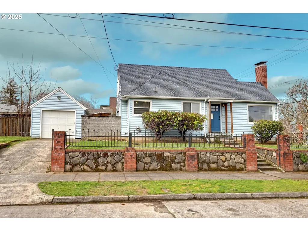 5947 NE 14th Avenue Portland OR 97211