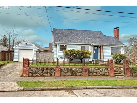5947 NE 14th Avenue Portland OR 97211