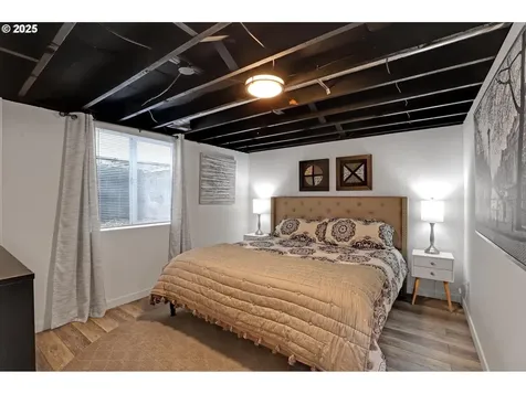 5947 NE 14th Avenue Portland OR 97211