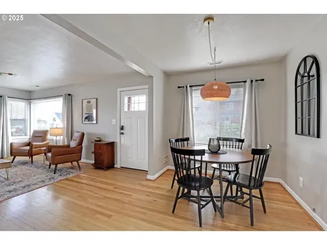 5947 NE 14th Avenue Portland OR 97211