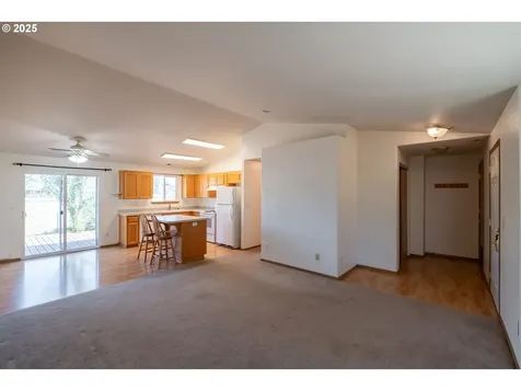1019 S 10th Street Lebanon OR 97355