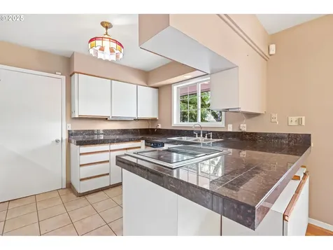 14414 NE Schuyler Street Portland OR 97230