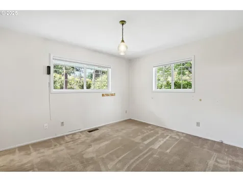 14414 NE Schuyler Street Portland OR 97230