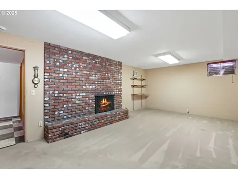 14414 NE Schuyler Street Portland OR 97230