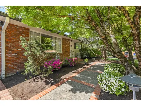 14414 NE Schuyler Street Portland OR 97230