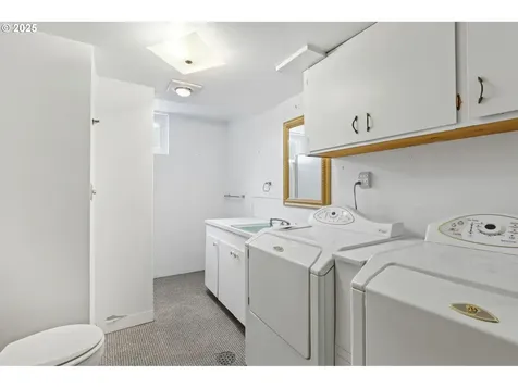 14414 NE Schuyler Street Portland OR 97230