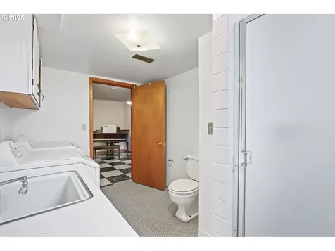 14414 NE Schuyler Street Portland OR 97230