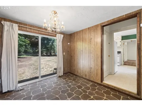 11209 SE Pine Court Portland OR 97216