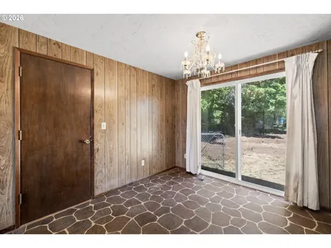 11209 SE Pine Court Portland OR 97216