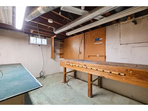11209 SE Pine Court Portland OR 97216