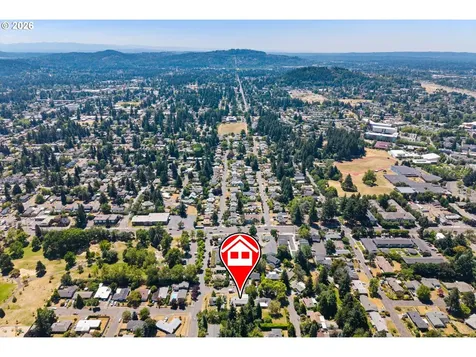 11209 SE Pine Court Portland OR 97216