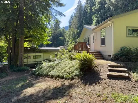 21191 E Country Club Road Brightwood OR 97011