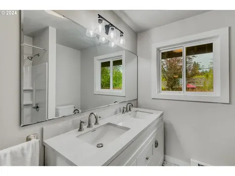 11110 SW 64th Avenue Portland OR 97219