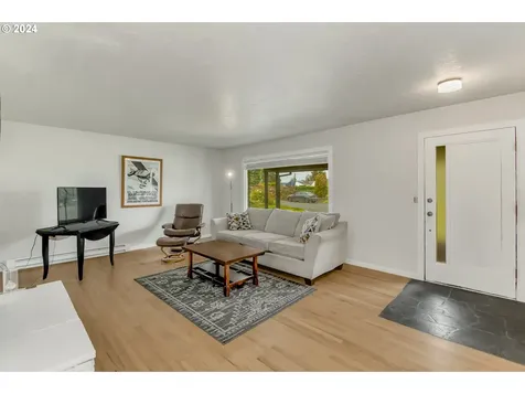 11110 SW 64th Avenue Portland OR 97219