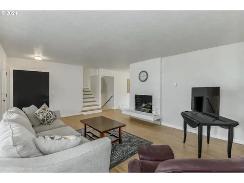 11110 SW 64th Avenue Portland OR 97219