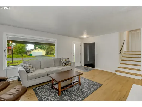 11110 SW 64th Avenue Portland OR 97219