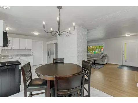 11110 SW 64th Avenue Portland OR 97219