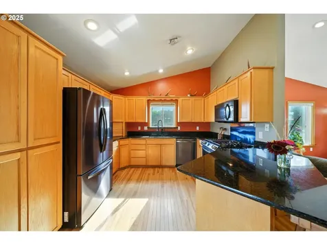 257 W Lincoln Street Athena OR 97813