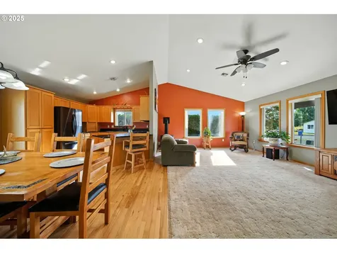257 W Lincoln Street Athena OR 97813