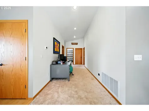 257 W Lincoln Street Athena OR 97813