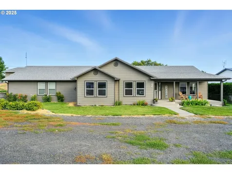 257 W Lincoln Street Athena OR 97813