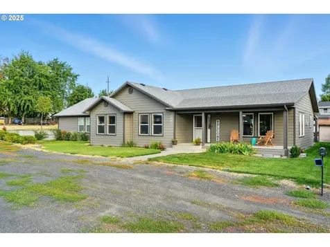 257 W Lincoln Street Athena OR 97813