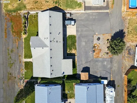257 W Lincoln Street Athena OR 97813