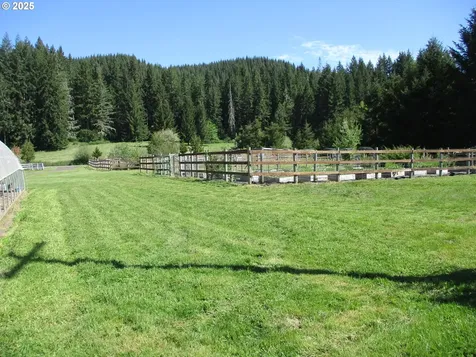 13580 Keasey Road Vernonia OR 97064
