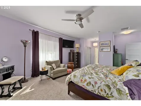 124 Old Barn Court Roseburg OR 97471