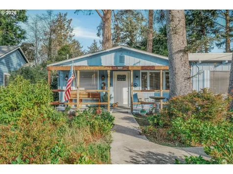 1705 NW 22nd Street Lincoln City OR 97367