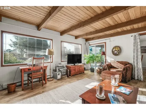 1705 NW 22nd Street Lincoln City OR 97367