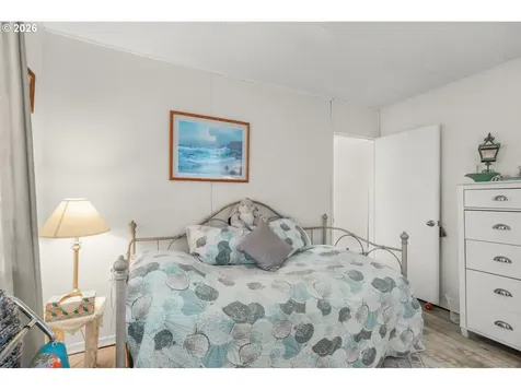 1705 NW 22nd Street Lincoln City OR 97367
