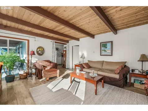 1705 NW 22nd Street Lincoln City OR 97367