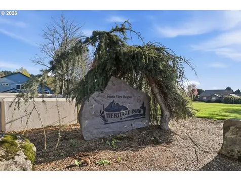 728 E Heritage Loop La Center WA 98629