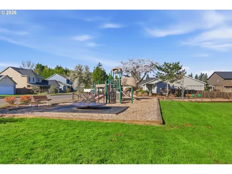 728 E Heritage Loop La Center WA 98629