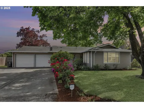541 Pinedale Avenue Springfield OR 97477