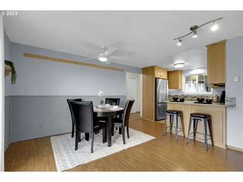 541 Pinedale Avenue Springfield OR 97477