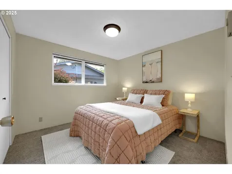 541 Pinedale Avenue Springfield OR 97477
