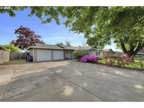 541 Pinedale Avenue Springfield OR 97477