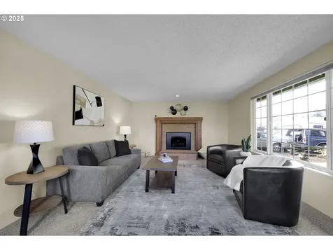 541 Pinedale Avenue Springfield OR 97477