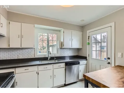 246 NE 192nd Avenue Portland OR 97230
