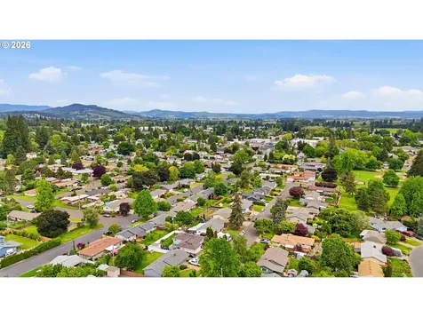 1605 Juniper Street Forest Grove OR 97116