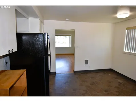 1318 W 10th Street The Dalles OR 97058