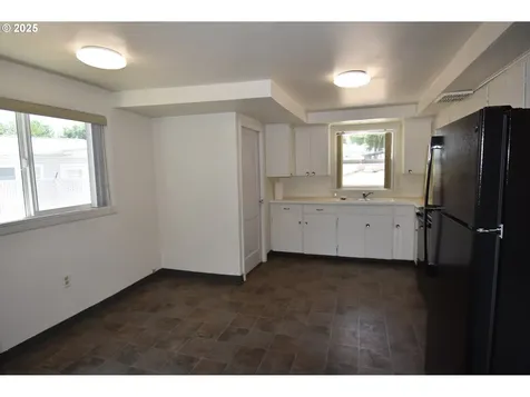 1318 W 10th Street The Dalles OR 97058