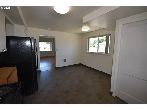 1318 W 10th Street The Dalles OR 97058