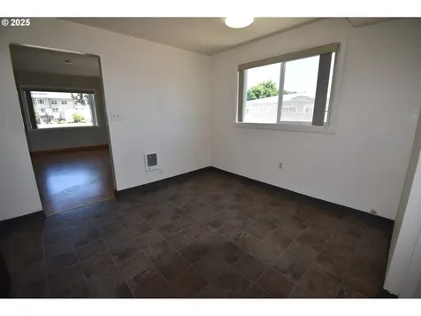 1318 W 10th Street The Dalles OR 97058