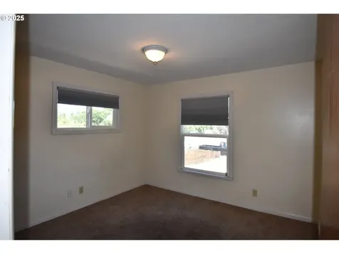 1318 W 10th Street The Dalles OR 97058